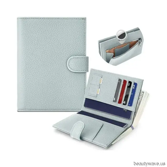 What's Inside My Bag: 12 Essential Personal Items I Always Bring on a Flight