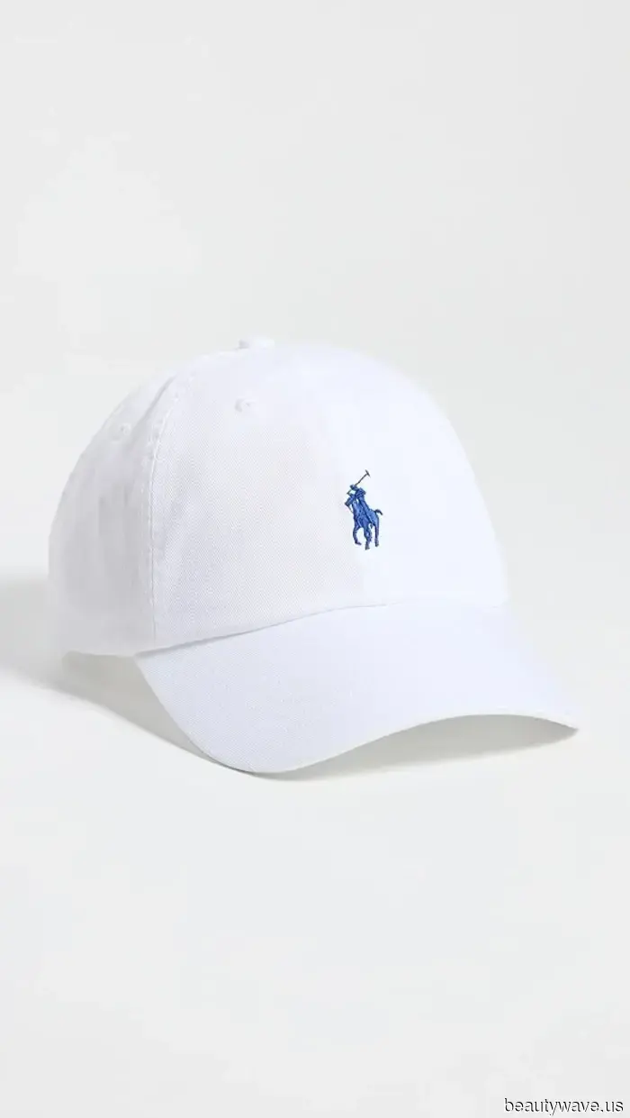 If you plan to wear leggings in 2025, please stick to styles like these, these, and these.