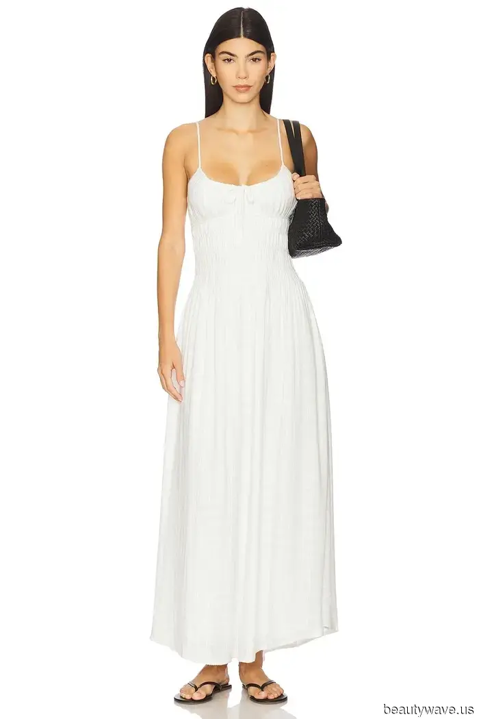 Si vas a comprar un nuevo vestido blanco este verano, asegúrate de que sea uno de estos.