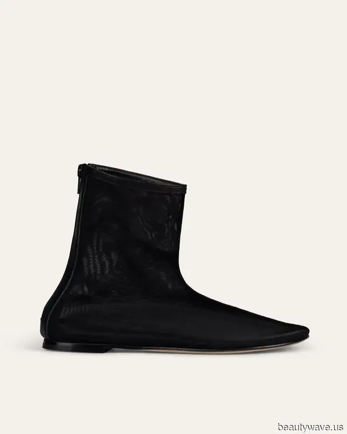 No Sandalias&mdash;Si quieres que tus atuendos de verano se vean lujosos, usa esta tendencia de zapatos en su lugar
