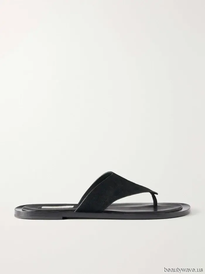 Forget the ballet flats—this simple sandals trend pairs even better with jeans.