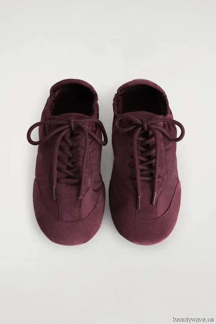 For a stylish and timeless capsule wardrobe in 2026, begin with these 7 essential pieces.