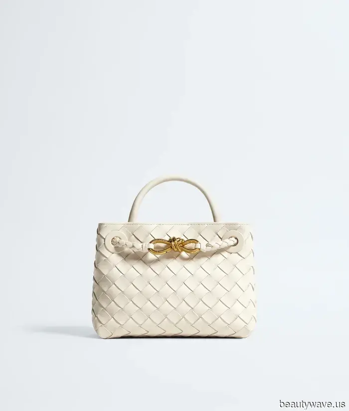Neu interpretierte Intrecciato-Silhouetten, die man für immer schätzen kann: Die 5 zeitlosen Bottega Veneta Taschen, die man jetzt kennen sollte