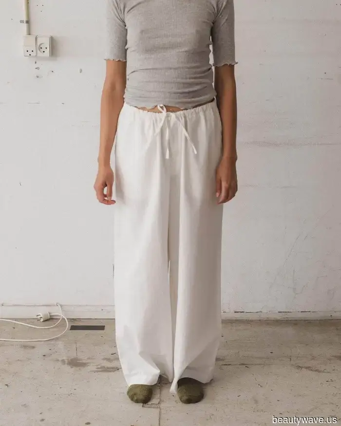 Not Linen, Not Taffeta—Stylish Dressers Are Embracing This Transitional Trouser Trend for Autumn.