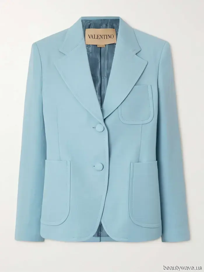 As a 26-year-old fashion writer, I noticed these five stylish summer 2025 trends for those over 50 that really caught my attention.