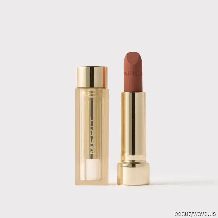 Hailey Bieber has inspired me to start wearing brown lipstick once more—here are the shades I would genuinely recommend.