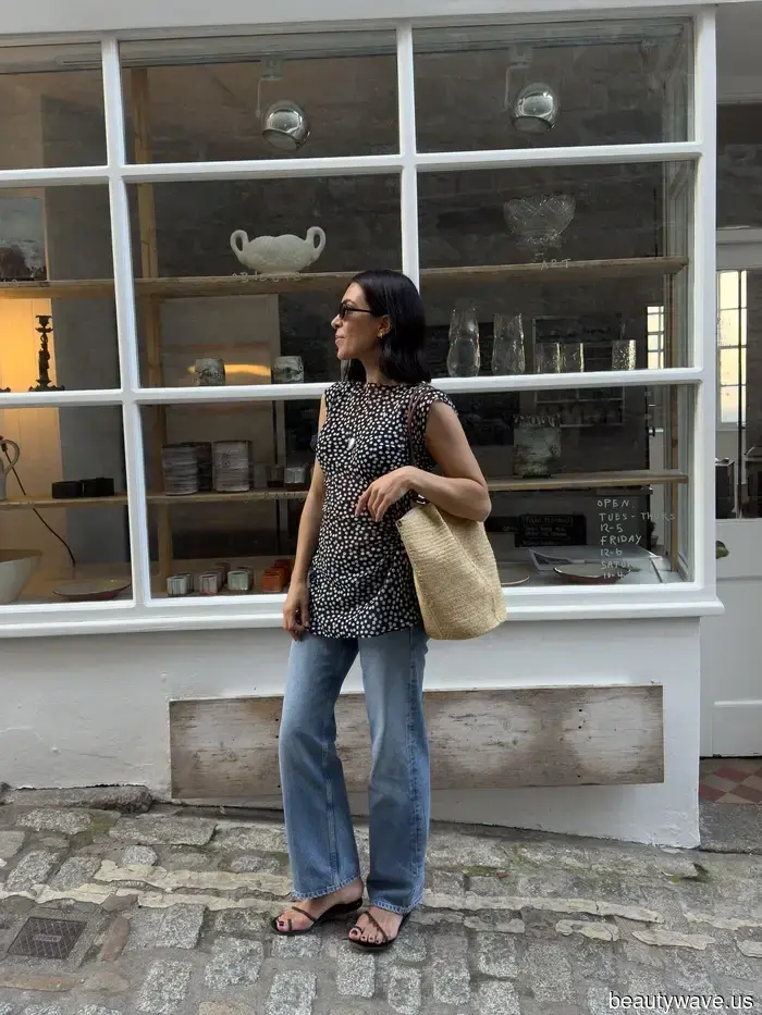 7 Conjuntos "Jeans y Top Bonito" Fáciles que la Gente de Moda Está Usando Repetidamente en Este Momento