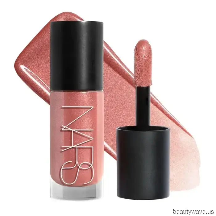 The 10 Must-Have Beauty Products This Summer, As Recommended by a Fashion Editor Passionate About Products