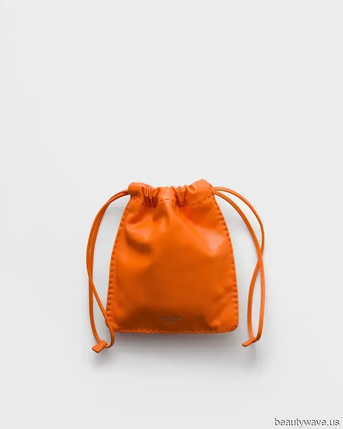 Not Turquoise, Not Butter Yellow—This Controversial Autumn Color Is Set to Make a Big Splash.