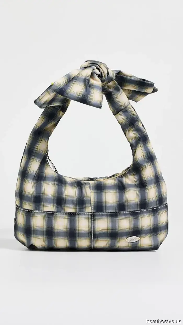 Il plaid per l'autunno non è rivoluzionario, ma questi 30 pezzi cool lo sono.