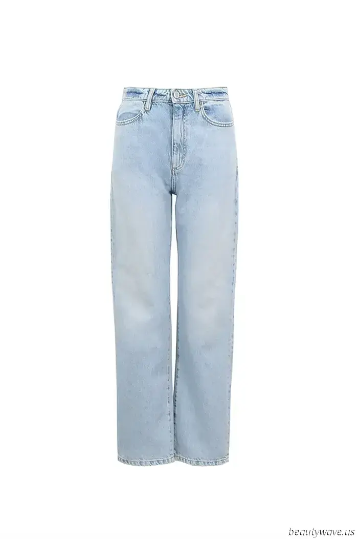 Is it just me, or are all the trendy girls opting for this denim style instead of baggy jeans?