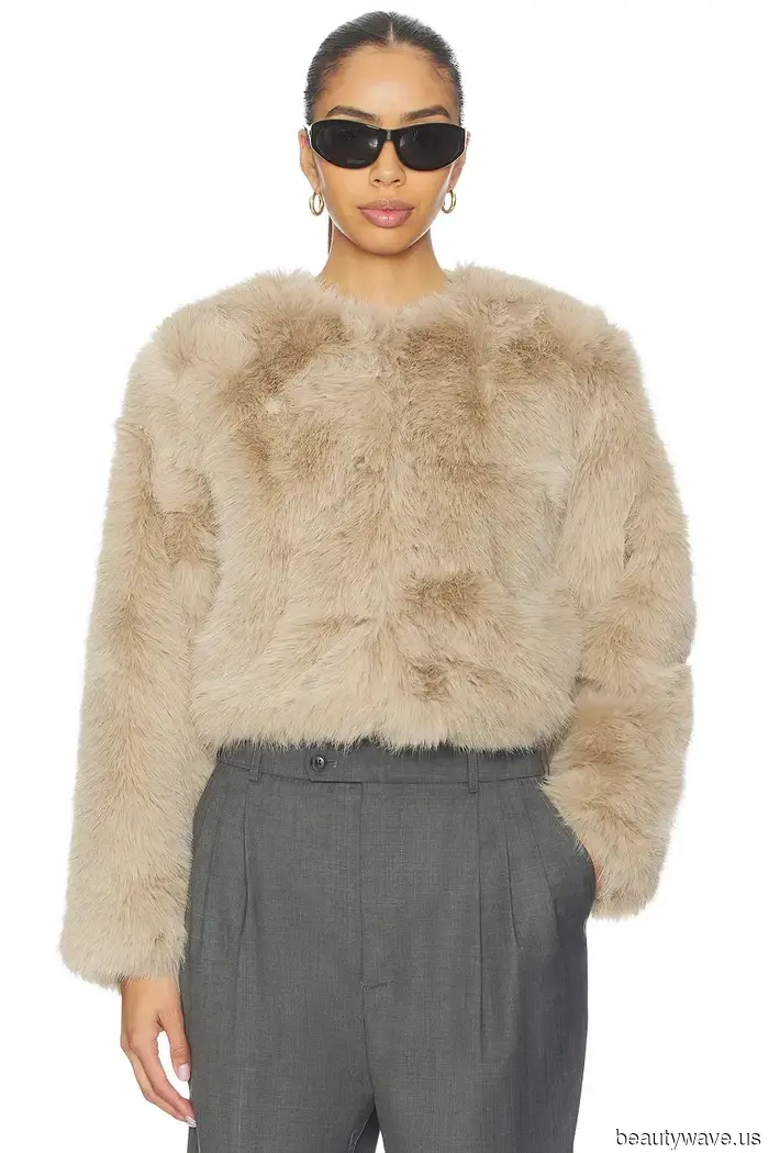 15 coole Denim-Outfit-Ideen, um dich durch die ersten Tage des Winters zu bringen