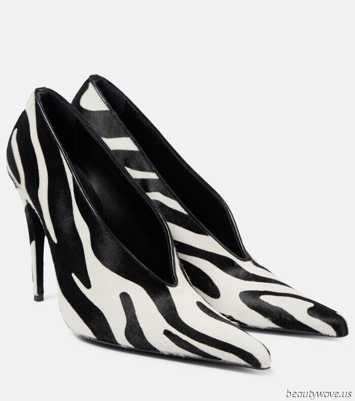 Each season brings a new playful heel trend—this summer, the style that people will pair with jeans is this one.