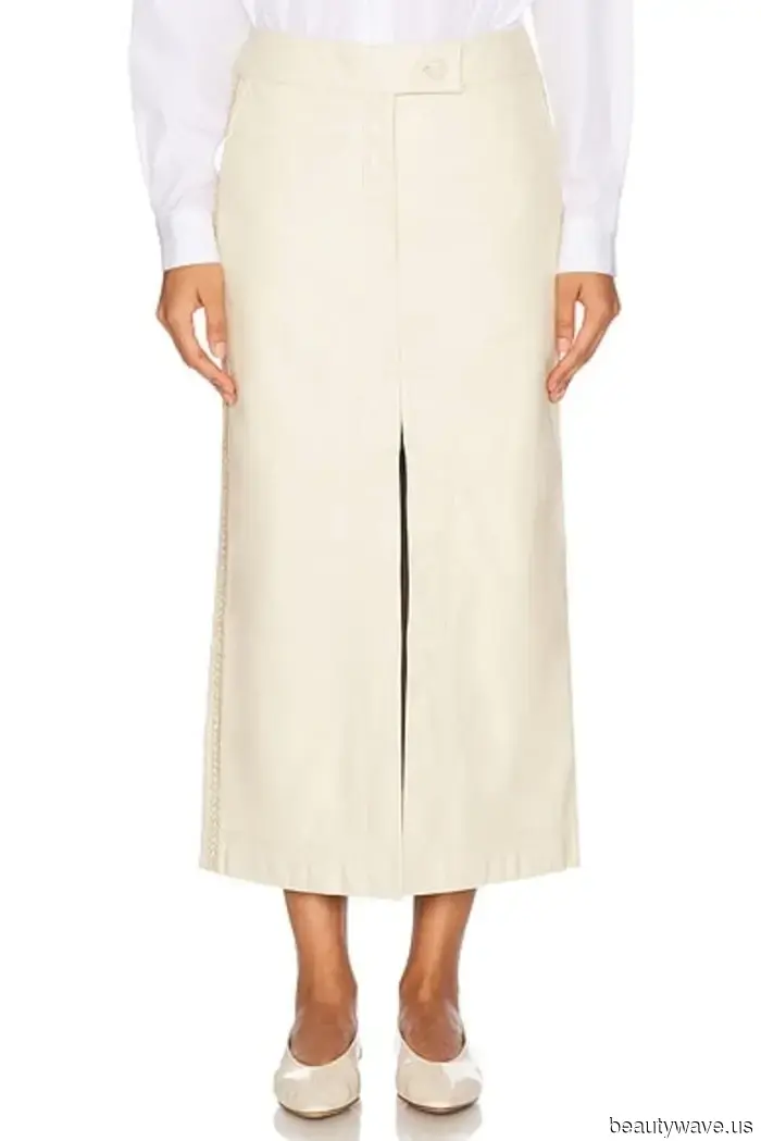 This Is the Skirt Style Editors Consistently Don During Winter Fashion Events.