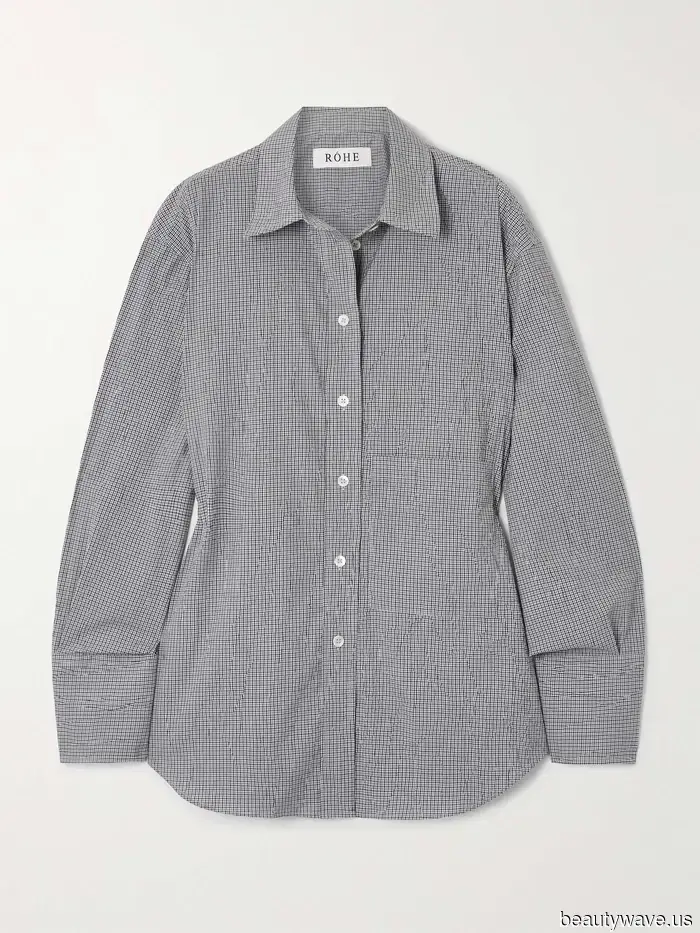 Thanks to the Olsen Twins and fashionable European influencers, everyone is now rushing to purchase this 30-year-old shirt trend for the winter season.