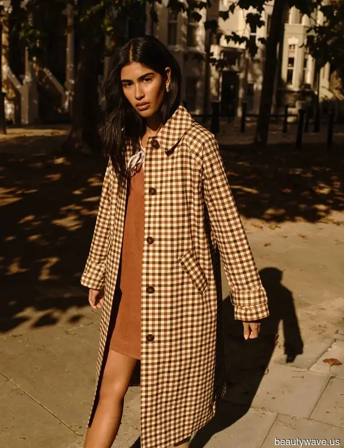 I Spent Hours Trying On Zara Trench Coats—3 Elegant Styles That Will Disappear Before Spring.
