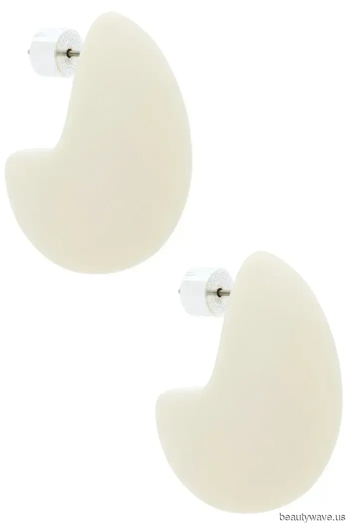 I Spend All Day Writing About Shopping—30 Stylish and Fun Accessories from Zara, Nordstrom, and Revolve