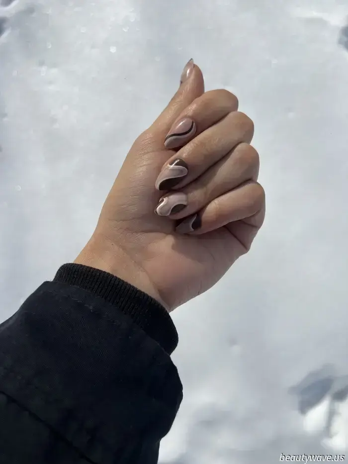 Dejé el look de uñas neutrales por estos press-ón de salón que cuestan 16 dólares; ahora nunca volveré atrás