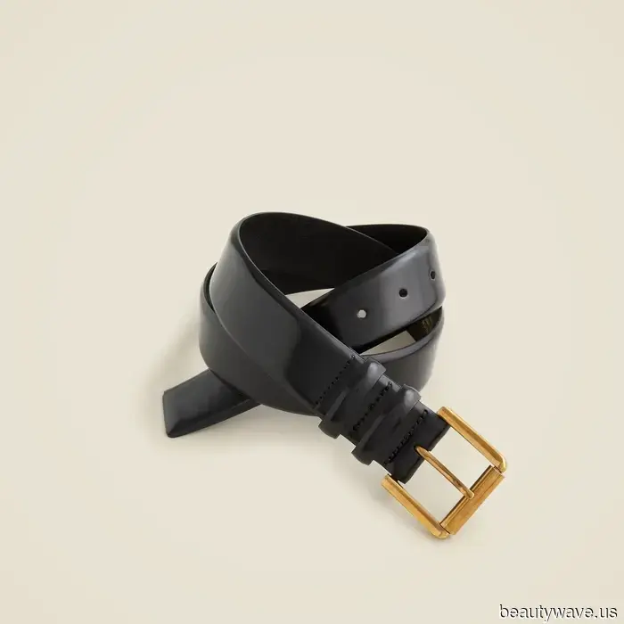 The Simple Yet Sophisticated Outfit Formula Fashion Enthusiasts Will Sport Into Fall