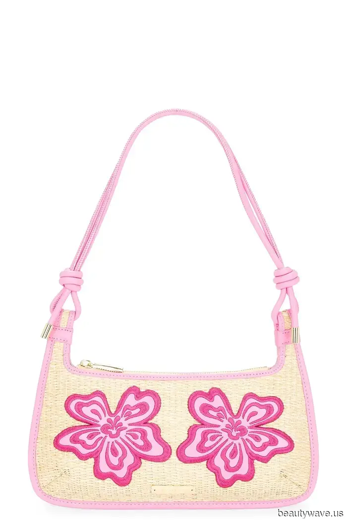 No son totes básicos&mdash;Esta es la tendencia de bolsas de verano más cool que la gente de moda está llevando.
