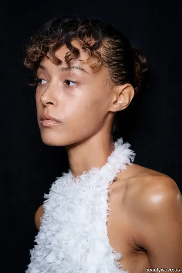 I Keep Considering Curly Bangs—Here Are 16 Styles I've Sent to My Hairstylist.