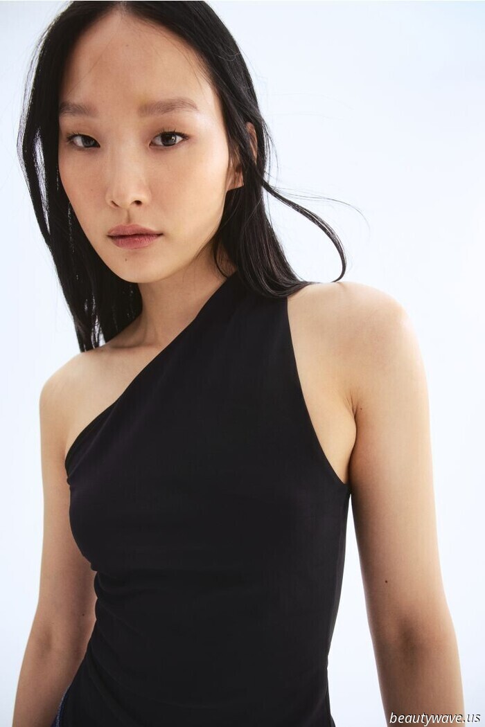 Sto acquistando reperti Summer-Chic di Revolve, Zara e H & M che hanno la mia piena attenzione