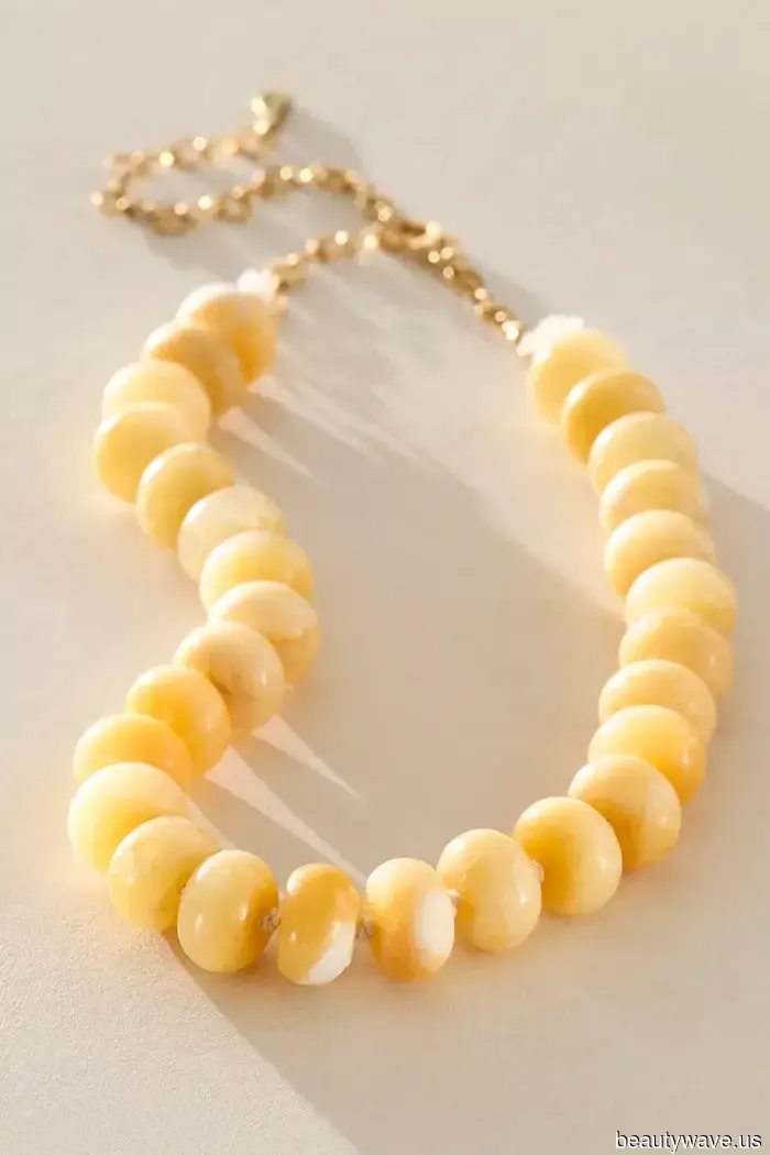 This Trending Jewelry Trend Will Be Big For Spring & Summer