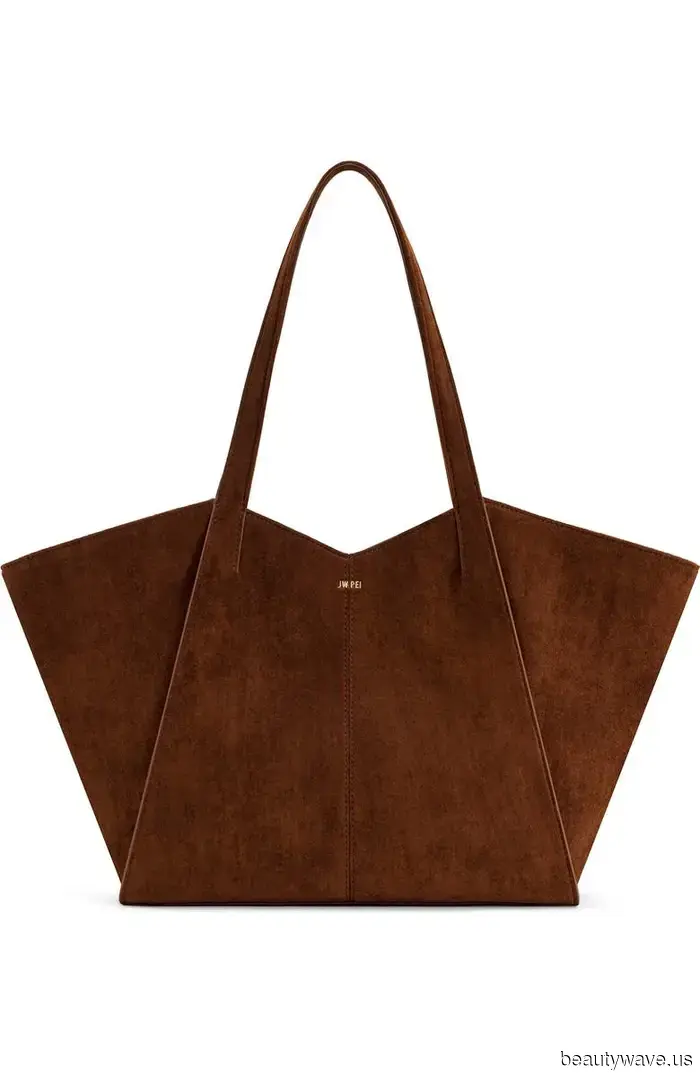 My friend entrusted me with a $625 budget to refresh her fall wardrobe with a stylish update—here are 8 Nordstrom items I suggested for her.