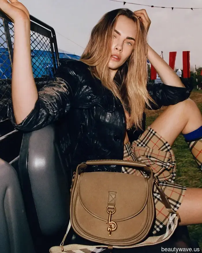 Chloé Clogs! Retro Designs! Phantom Totes! Original Fashion Enthusiasts Continue to Possess These 5 Must-Have Items.