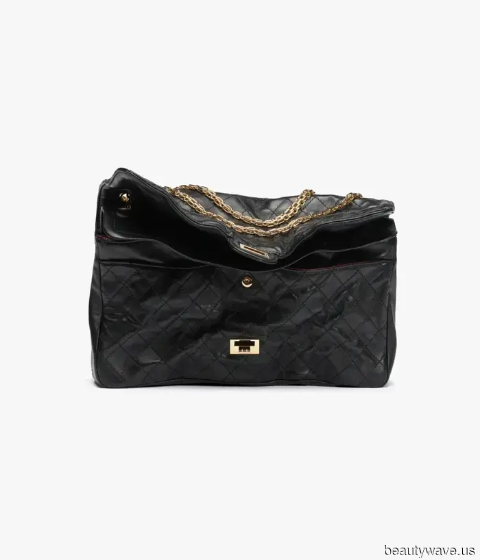 Here Are the 5 Major Bag Trends for 2026, No Question About It