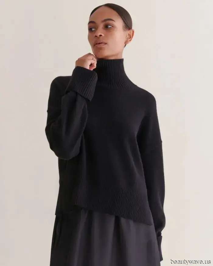 While black boots are a timeless choice, styling them in this way will give them a fresh, modern twist for 2026.