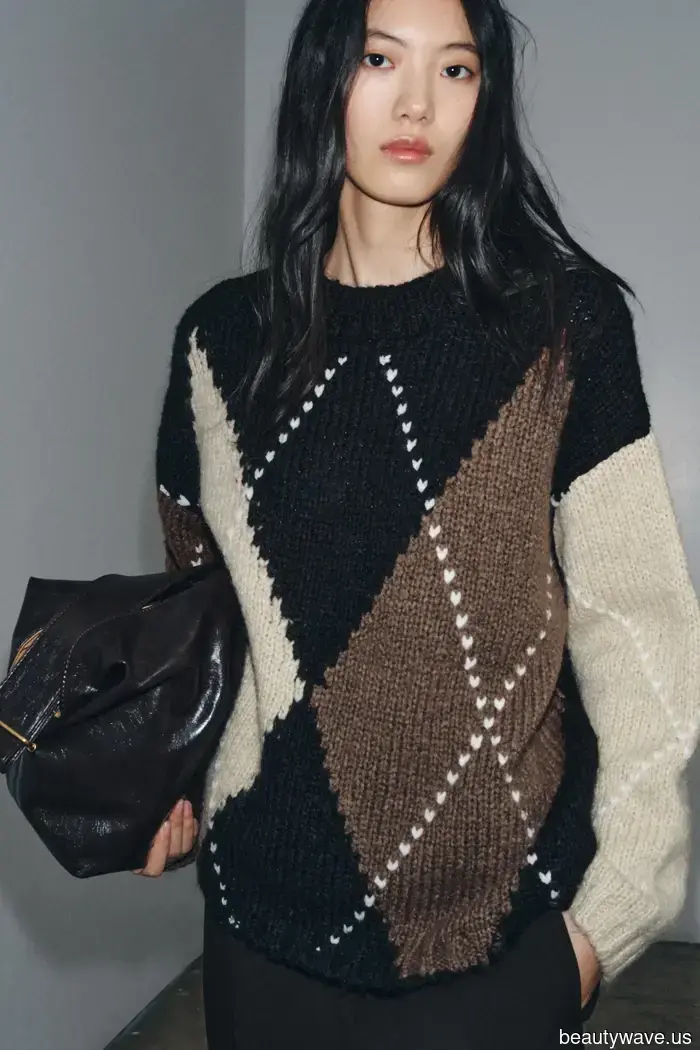 Everything You Need: What to Wear While Hosting During the Holiday Season