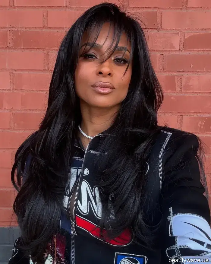 I just got bangs inspired by Penélope Cruz, and I've never received so many compliments on a winter hairstyle.