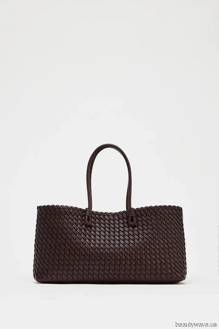 5 Summer Bag Trends I'm Embracing Inspired by the Stylish Girls in My Brooklyn Neighborhood