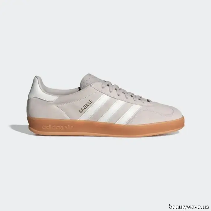 Step Aside, Sweatpants—Stylish Travelers Prefer These Travel Attire Instead.