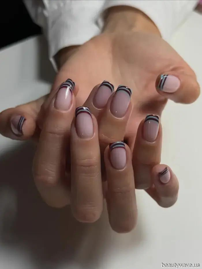 As per Manicurists and my Instagram feed, Mixed Berry Nails are set to be the trendiest look for hands this spring.