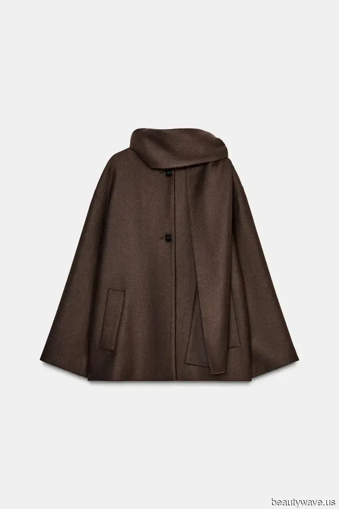 Fashion enthusiasts are unwilling to retire this three-year-old It coat, which has become a favorite among WWW editors.