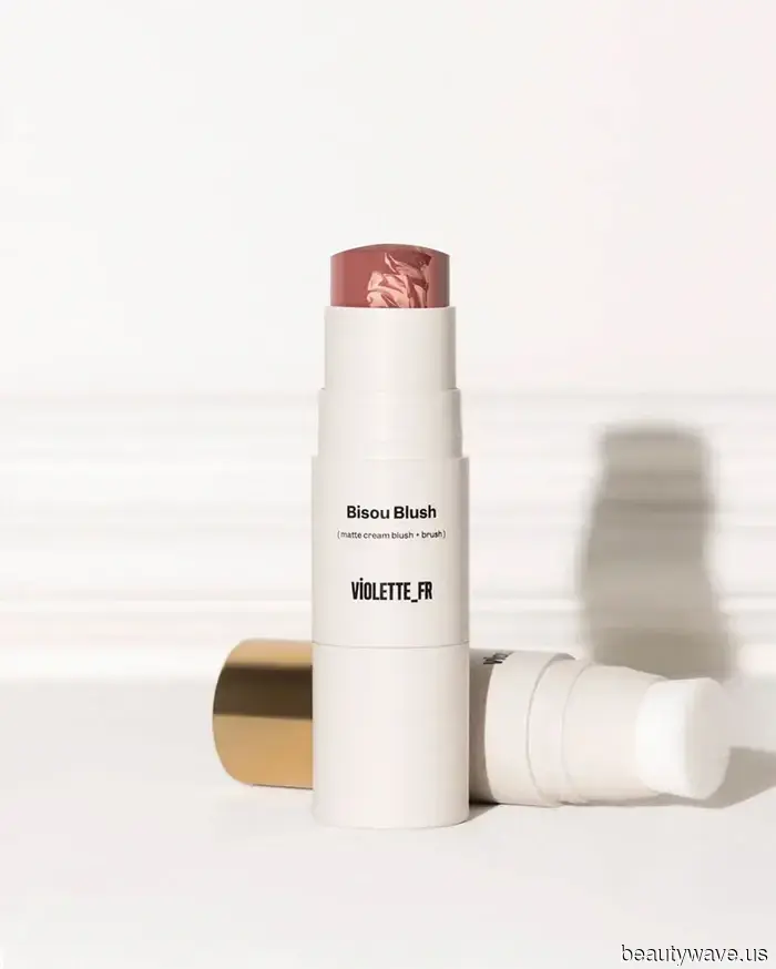 Ich wusste nie, welche Rouge-Töne tatsächlich zu meinem Hautton passten, bis ich diese 10 ausprobierte.