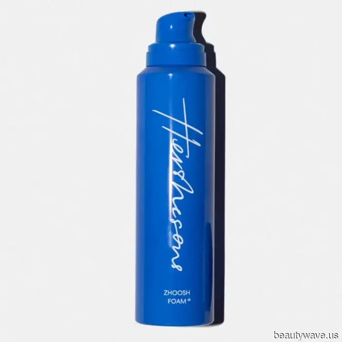 Dieses altmodische Haarprodukt ist gerade zum Geheimnis geworden, um feinem Haar Volumen zu verleihen.