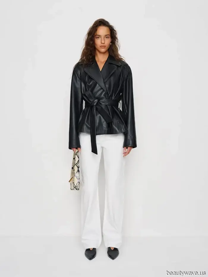 They’re Returning: Tips for Styling Cropped Flares in 2026 to Keep Them Looking Contemporary