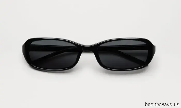 Nein, keine Ballerinas oder Turnschuhe&mdash;Modeleute kombinieren ihre Leggings stattdessen mit diesem flachen Schuhtrend.