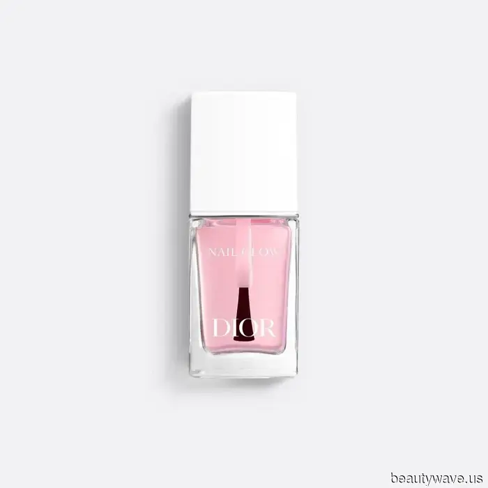 Believe me when I say that grape nails are set to become the hottest manicure trend this summer.
