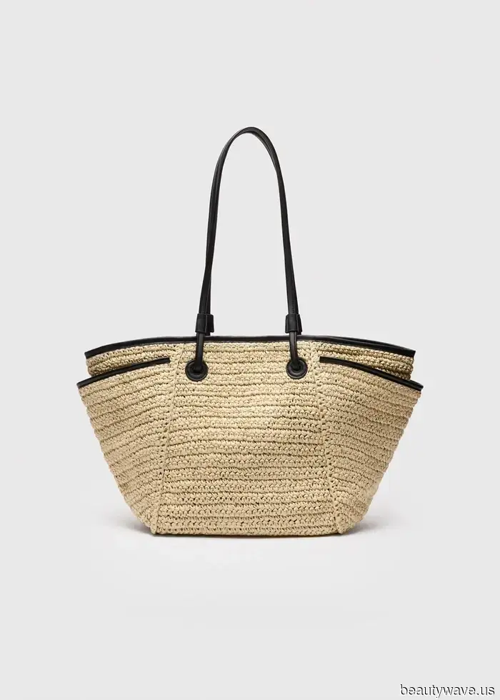 Ob es dir gefällt oder nicht, so stylen coole Mädchen den Sandalentrend des Sommers.
