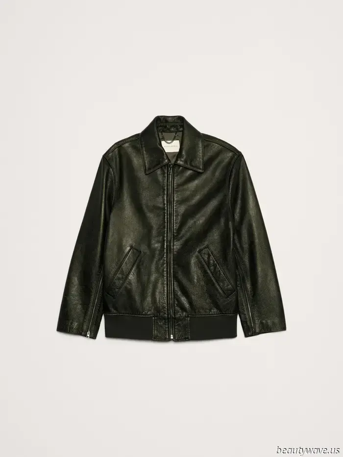 Spotted on an It Girl in Venice, Italy: The Leather Jacket Shade I'm Purchasing from Banana Republic.