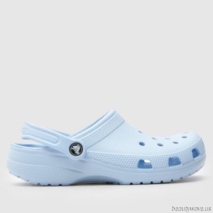 Diese umstrittenen Wohnungen sind offiziell zurück für Sommer 2025-7 Outfits, die beweisen, dass sie so schick aussehen können