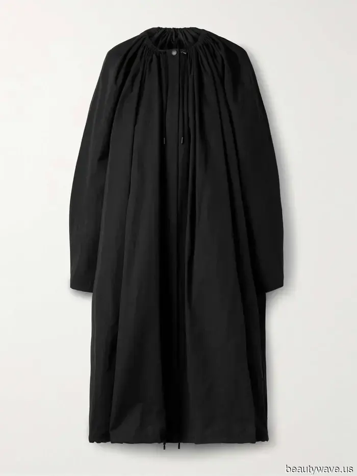 Who What Wear editors shared their top 30 fashion discoveries for this month.