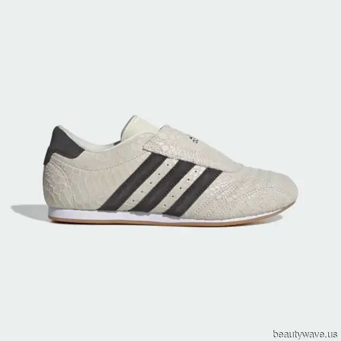 Your White Sneakers Need a Rest—15 New Alternatives that Fashion Enthusiasts Are Wearing