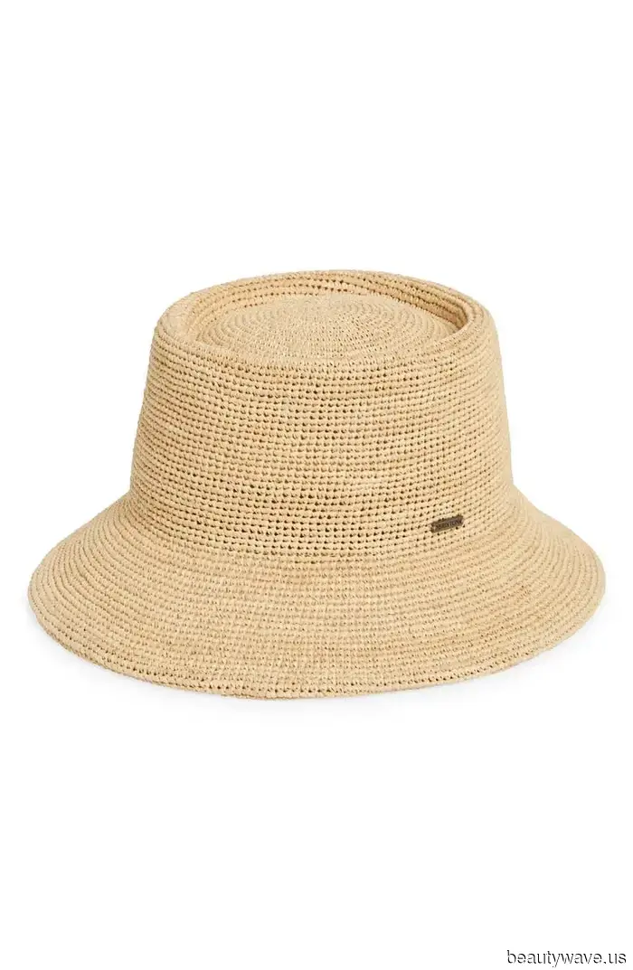 I was a VIP stylist at Nordstrom—these six items will be essentials in my wardrobe this summer.