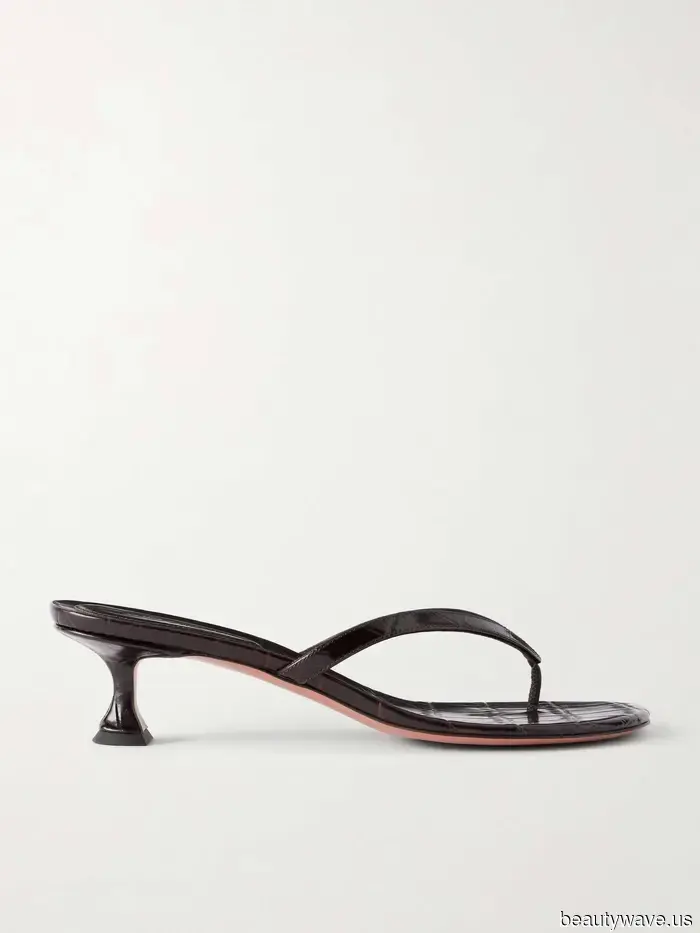 Da Prada a Gucci: Le Scarpe di Design che le Persone della Moda Indosseranno per l'Estate 2026