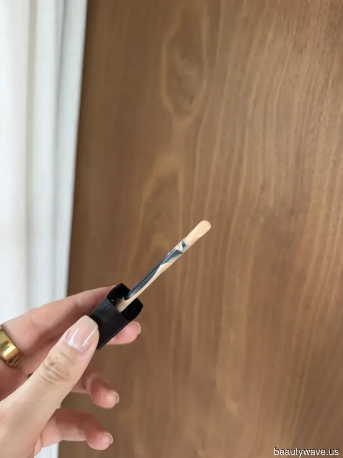 I'm not a fan of foundation—this is the radiant concealer I can't do without.